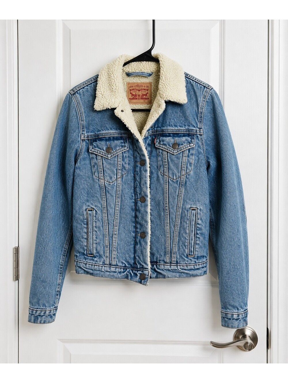 Levi's Sherpa-Lined Denim Trucker Jacket | Women's XS